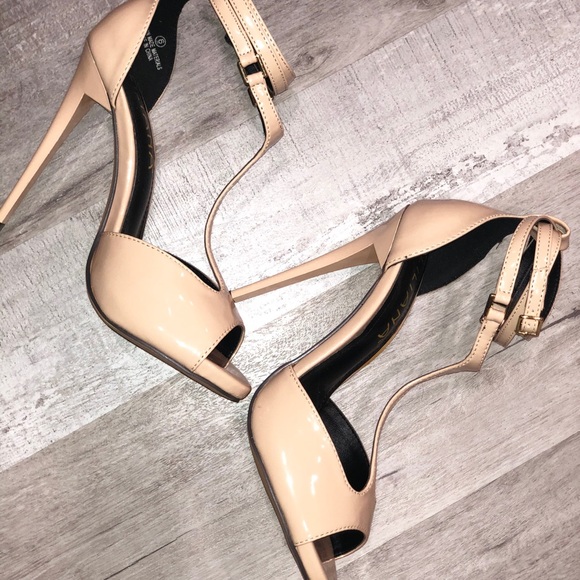 Liliana Shoes - Nude Open-Toe Heels